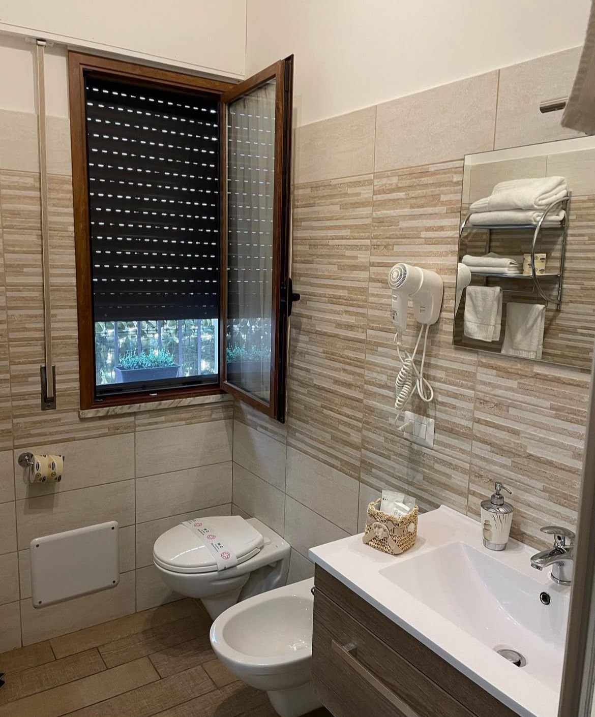 whatsapp image 2025 10 19 at 20.17.53 (3)